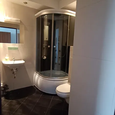 Twoj Hostel Битом Екстер'єр фото